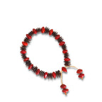 Pulseira de sementes com contas vermelhas e escuras, com pingentes redondos